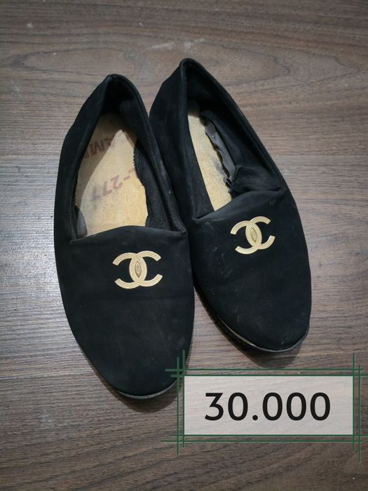 Jenskiy oyoq kiyim arzon narxlarda