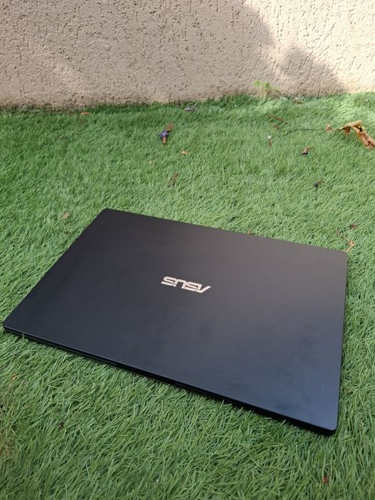 Laptop ASUS ca nou