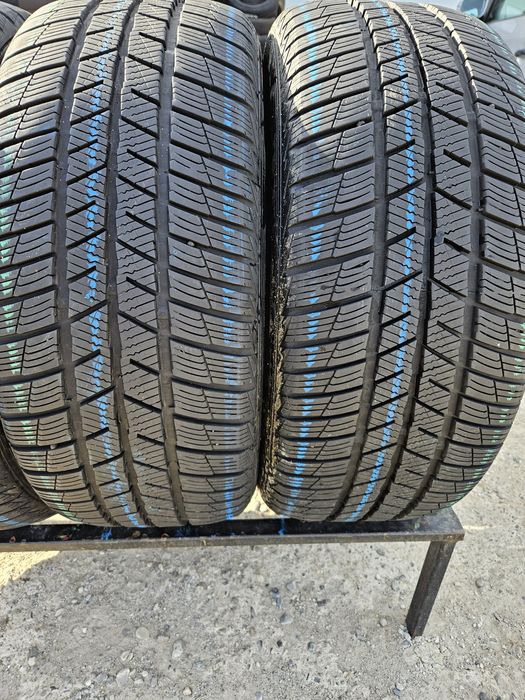 Vând anvelope iarna 225/50/17 225/50r17 BARUM