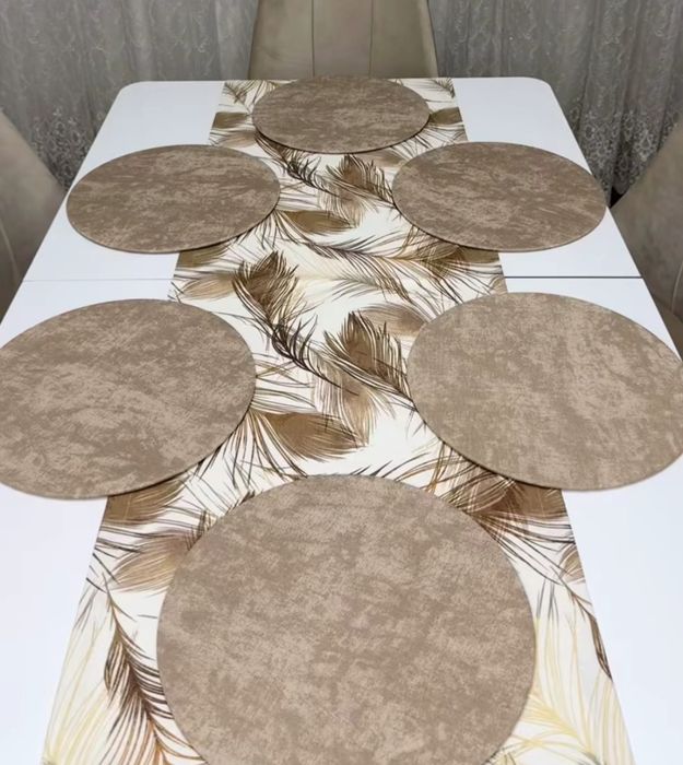 Раннери, скатерти, подушки