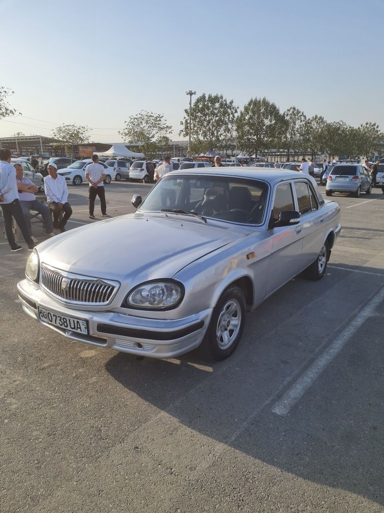 Gaz 31105 sotiladi