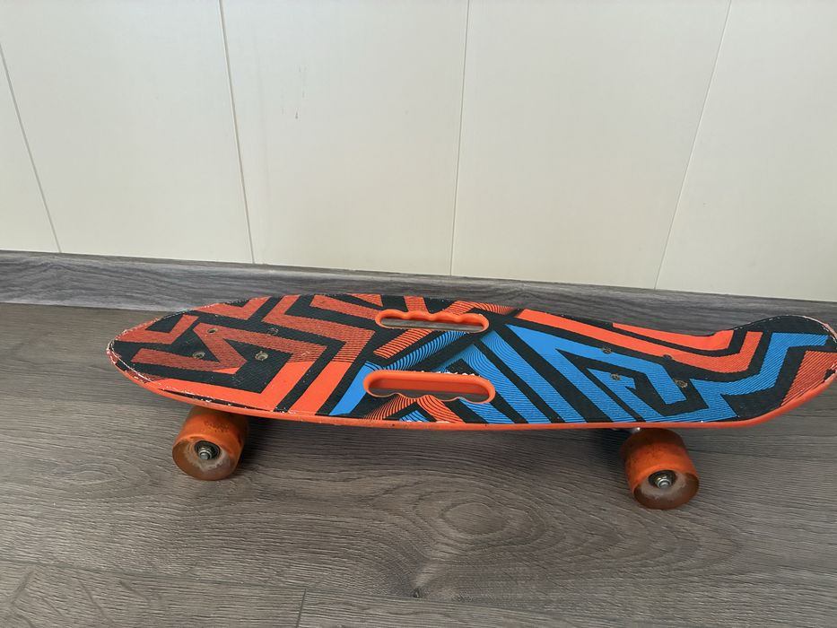 Скейт бу в отличном состоянии