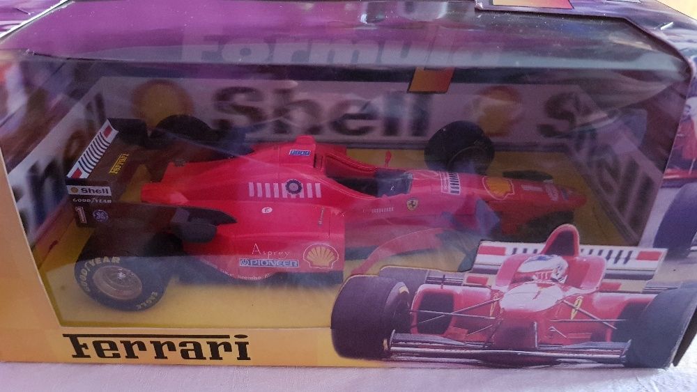 Masinuta Ferrari an 1996