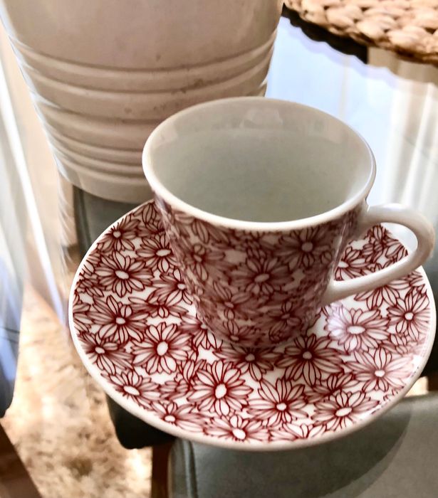 English home - Чисто нови чаши за кафе +кутия за съхранение