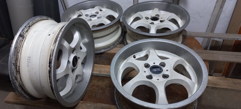 Литые диски R 15 ,  4 на 100