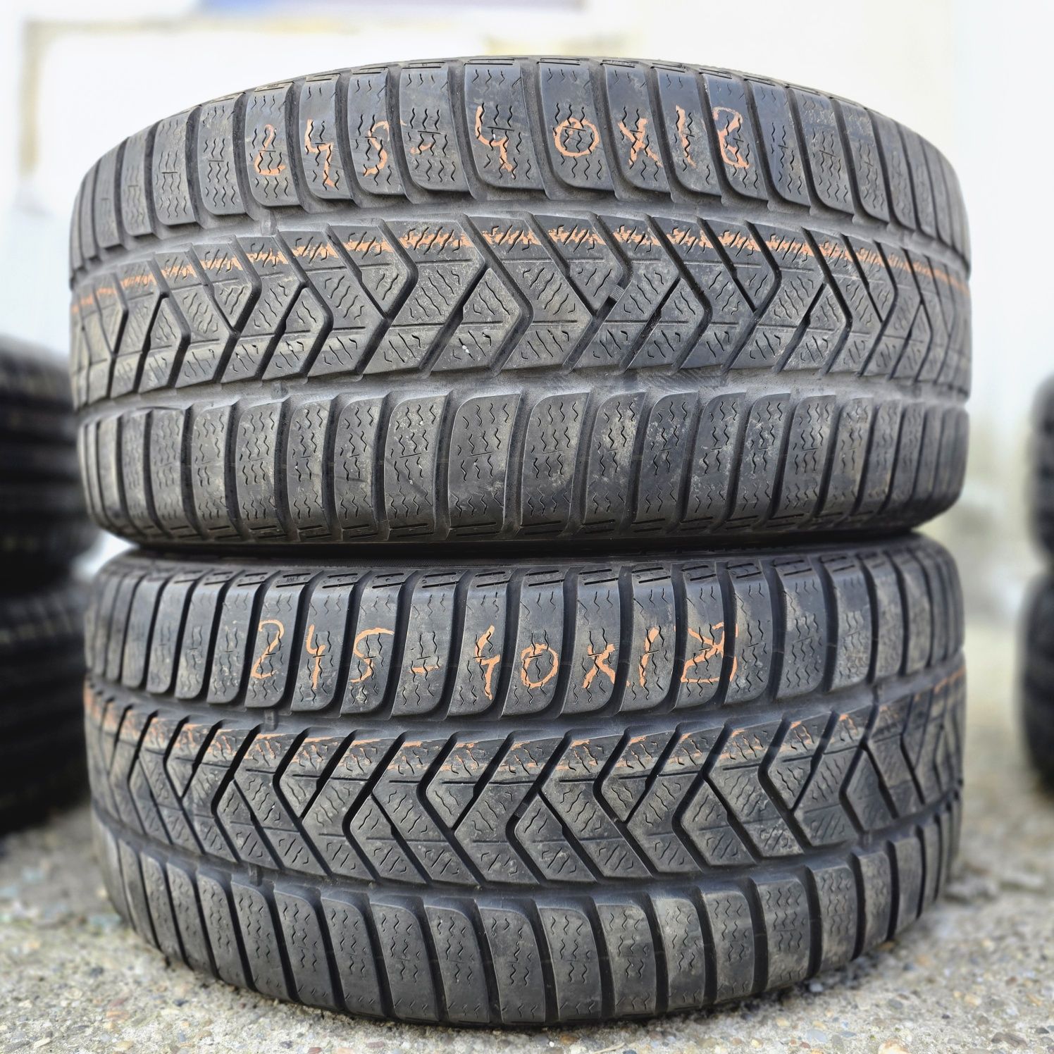 2x 245/40/18 M+S PIRELLI Stare impecabila