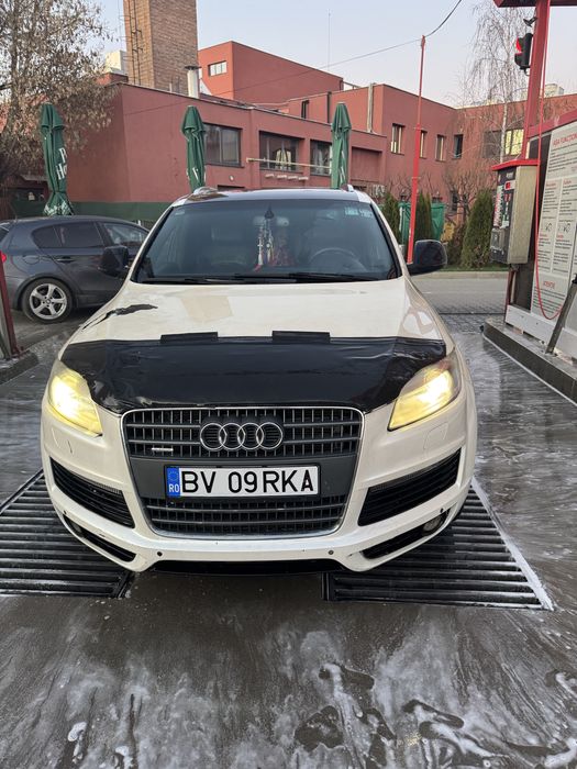 Vand sau Schimb Audi Q7