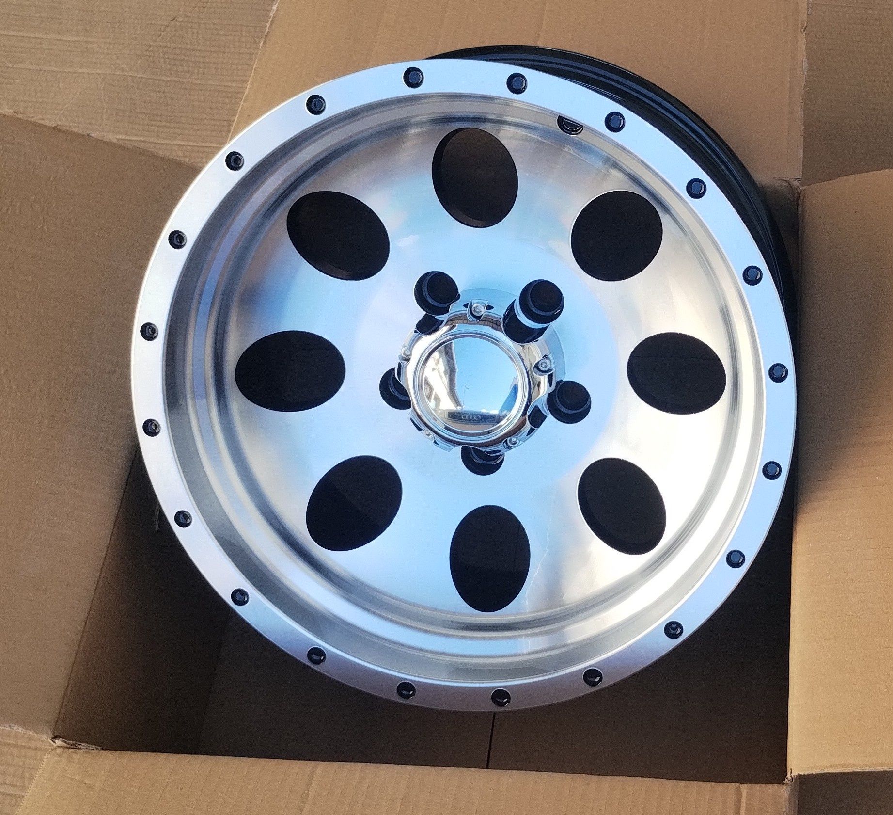 Jante 16 Jeep  5 x 127 R16 aJeep Wrangler Grand Cherokee