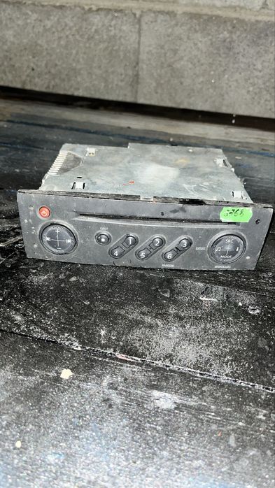 Radio casetofon original Renault