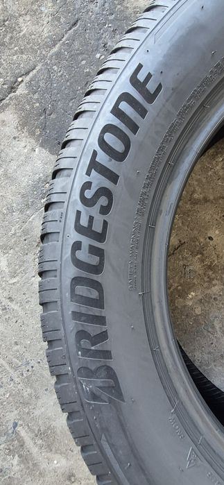 4 anvelope iarna Bridgestone 265/55/19,dot 2023.Pretul este pe bucata