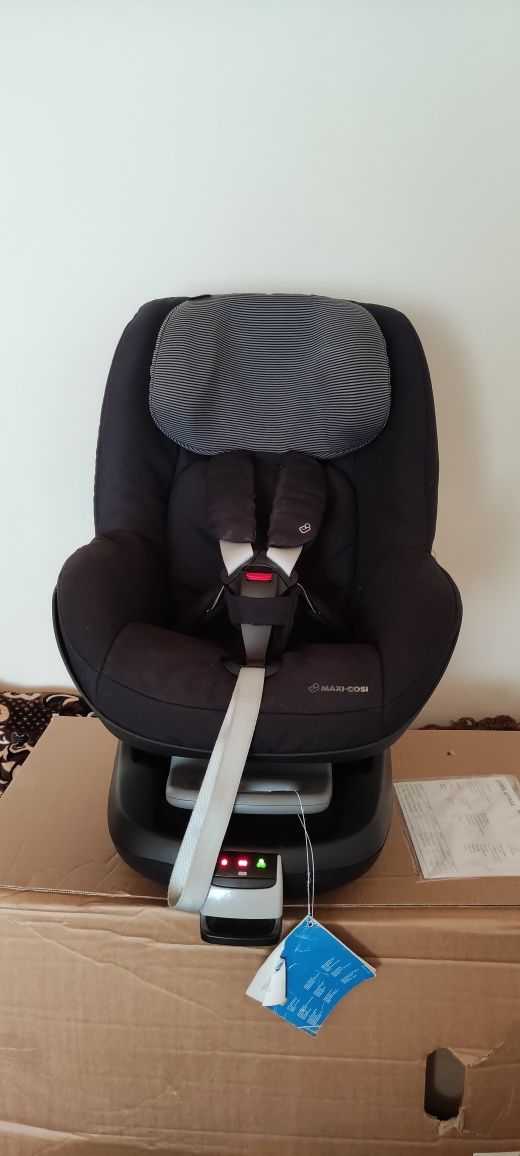 Комплект столчета с база Maxi Cosi Family fix, Cabrio fix и Pearl