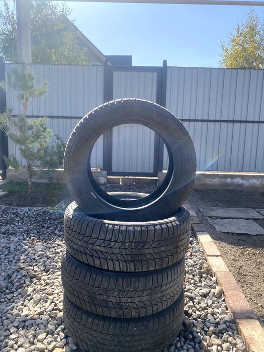 Зимние шины 215/55 R17 TRIANGLE