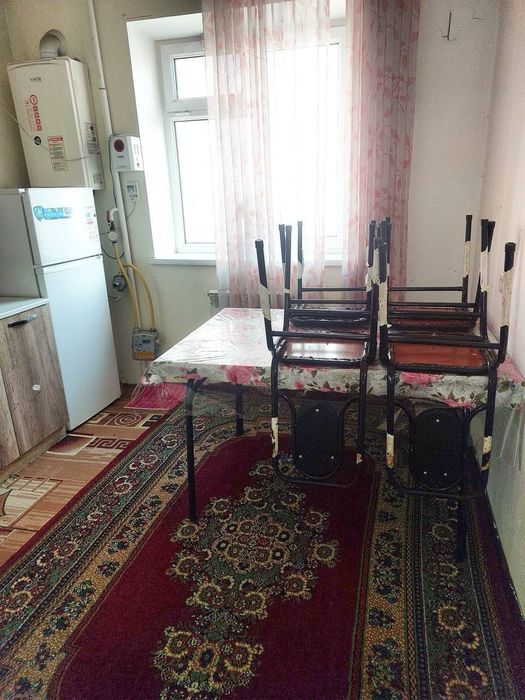 Sergeli moshina bozor roparasida