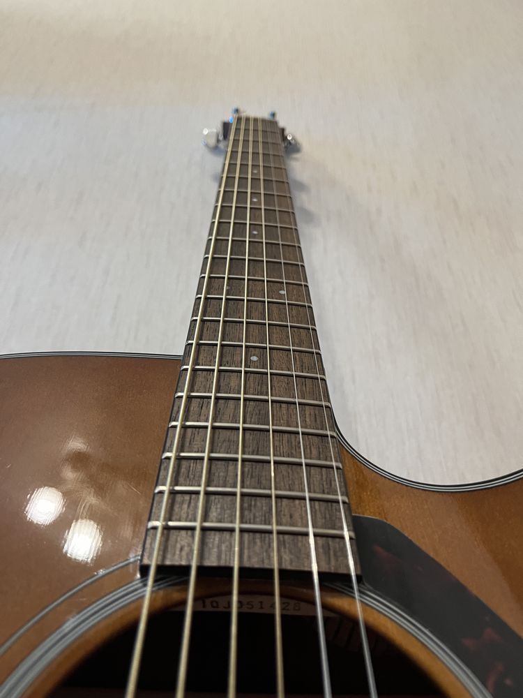 Электроакустическая гитара Yamaha FGX800C