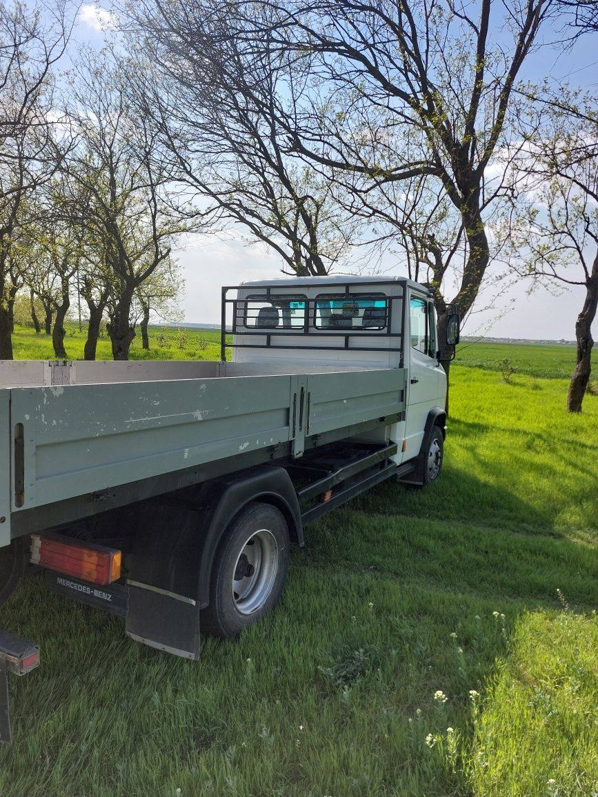 Mercedes Vario 2006