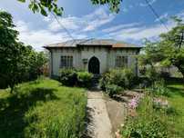 Vanzare/Schimb/Inchiriere Casa + teren 5.000 mp Tisau, Judetul Buzau