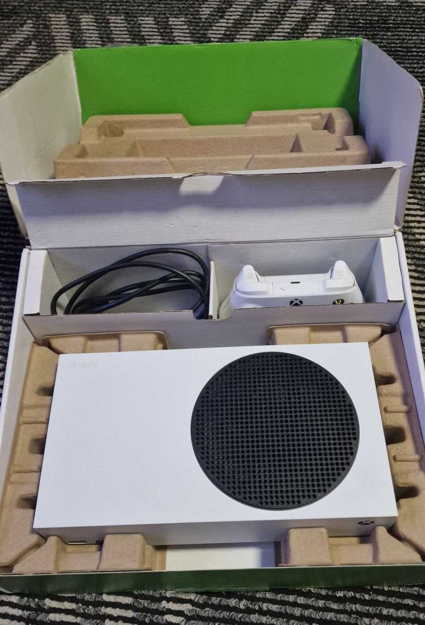 Xbox Series S 512gb ssd.