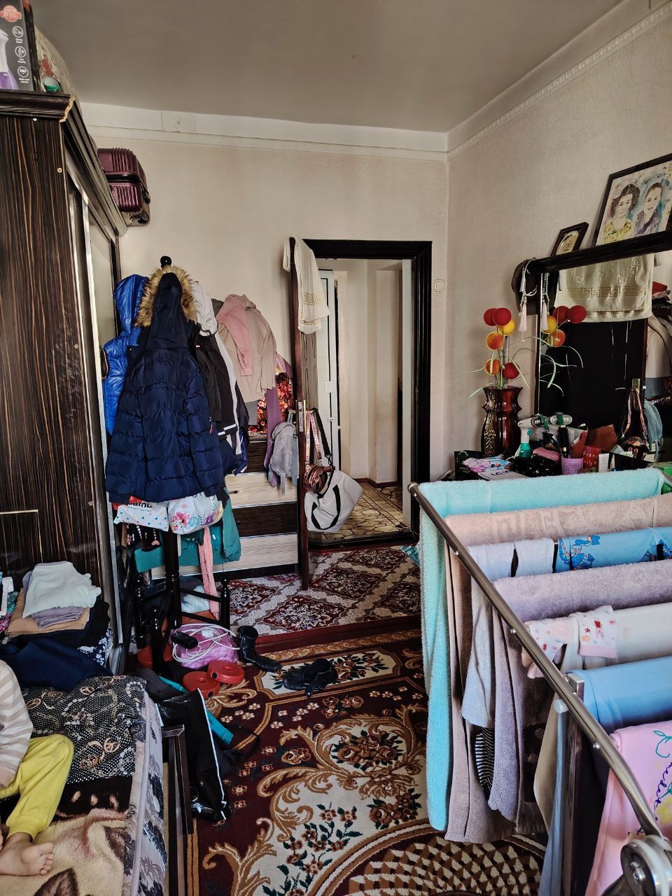 Продаётся 2х комнатная 64кв.м Аэропорт, ул. Бабура