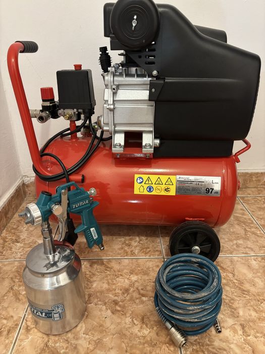 Compresor de 24 Litri cu pistol si Furtun