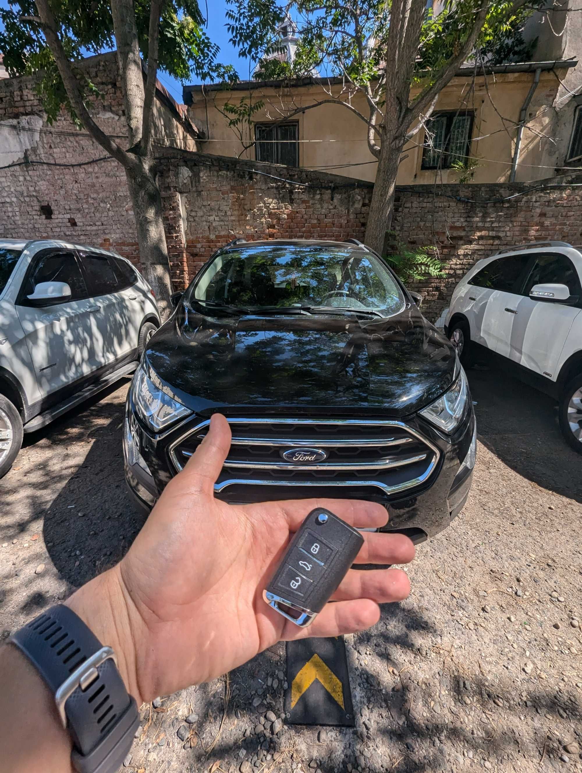 Deblocari auto Deblocare usi masina Chei cu cip Mercedes Fiat Peugeot