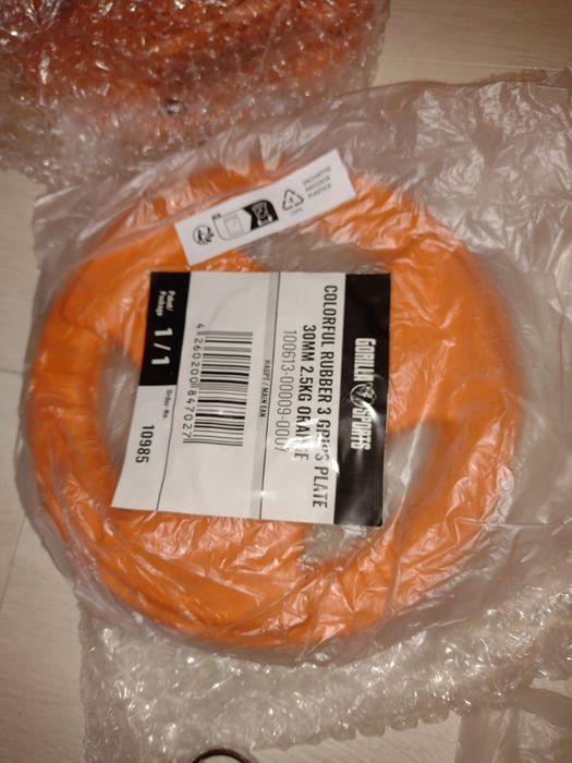 Vând halteră Gorilla Sports 35 kg, bara Z, discuri cauciucate, Nou