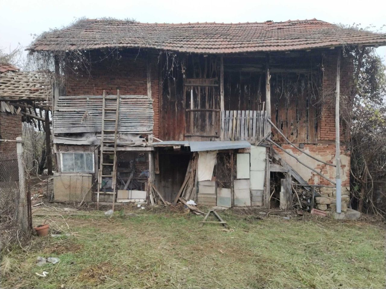 Продава се Къща в с. Пещерна, Област Ловеч - 220 кв.м за 301 €/кв.м - Снимка #15