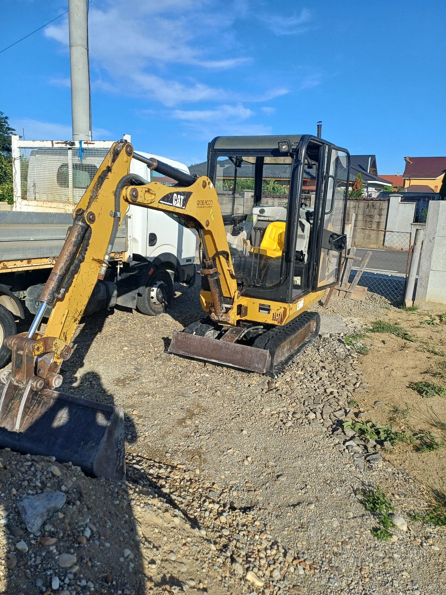 Miniexcavator caterpilar