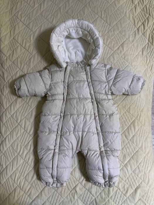 Зимний комбинезон для девочки