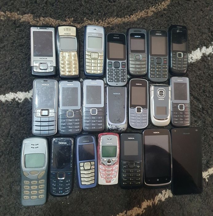 Telefoane de colecție.