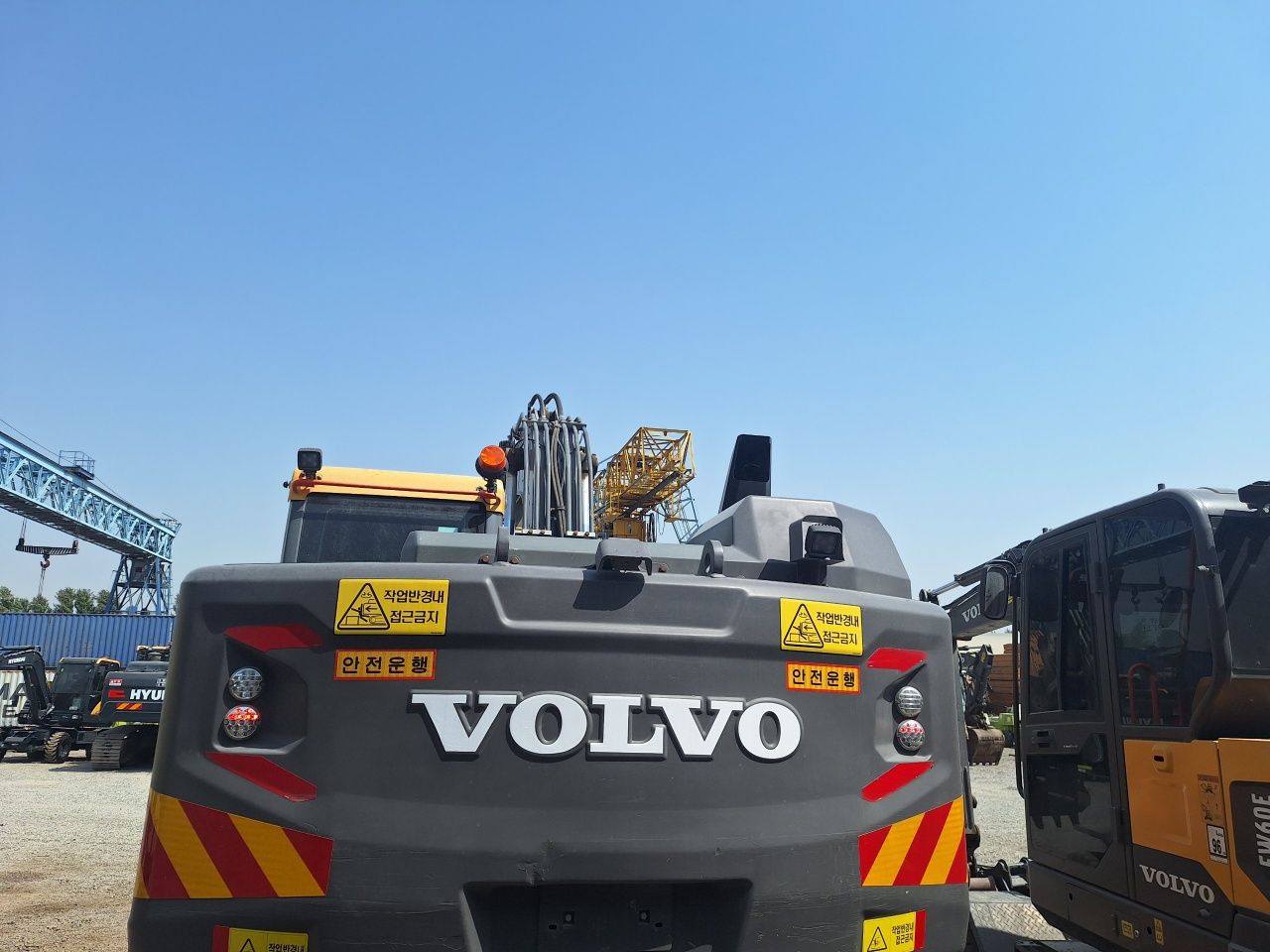 Volvo 140 yili 2018
