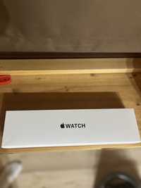 Apple Watch SE Silver Aluminum Case 44MM