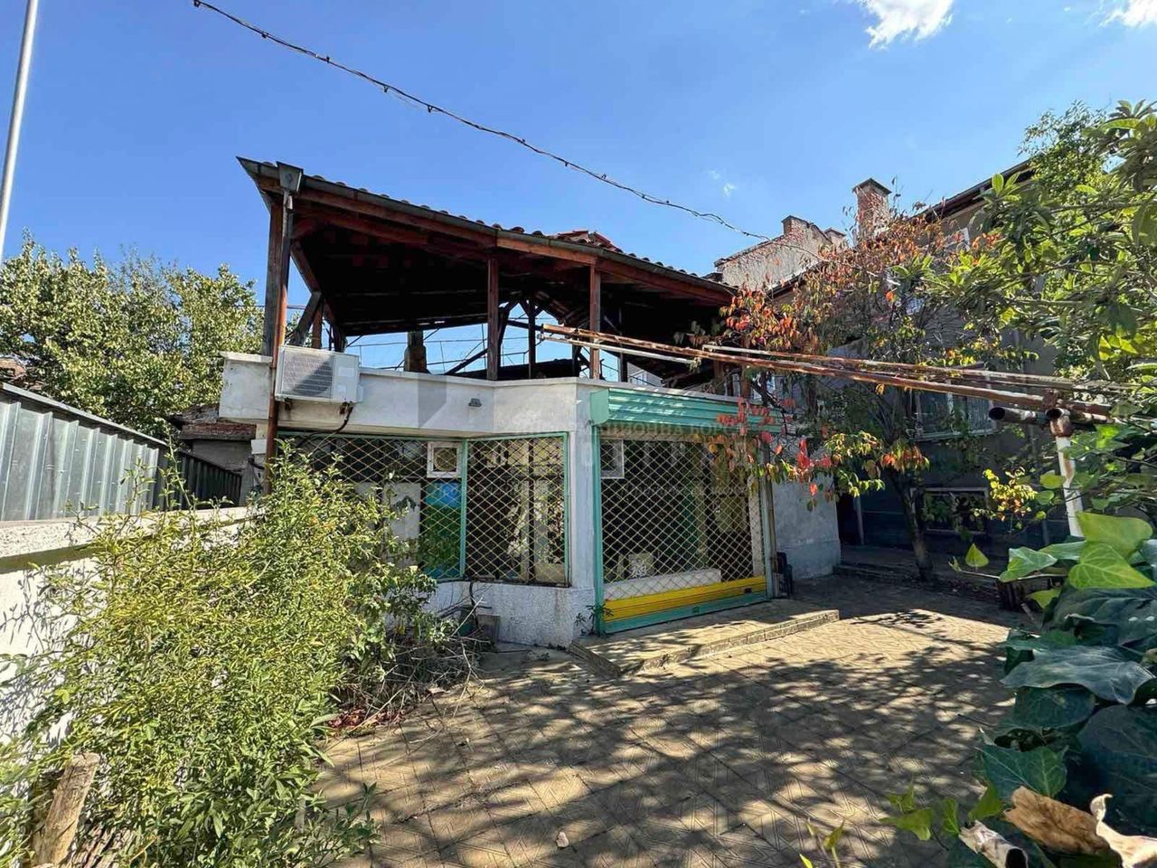 Продава се Етаж от къща в Асеновград - 200 кв.м за 663 €/кв.м - Снимка #4