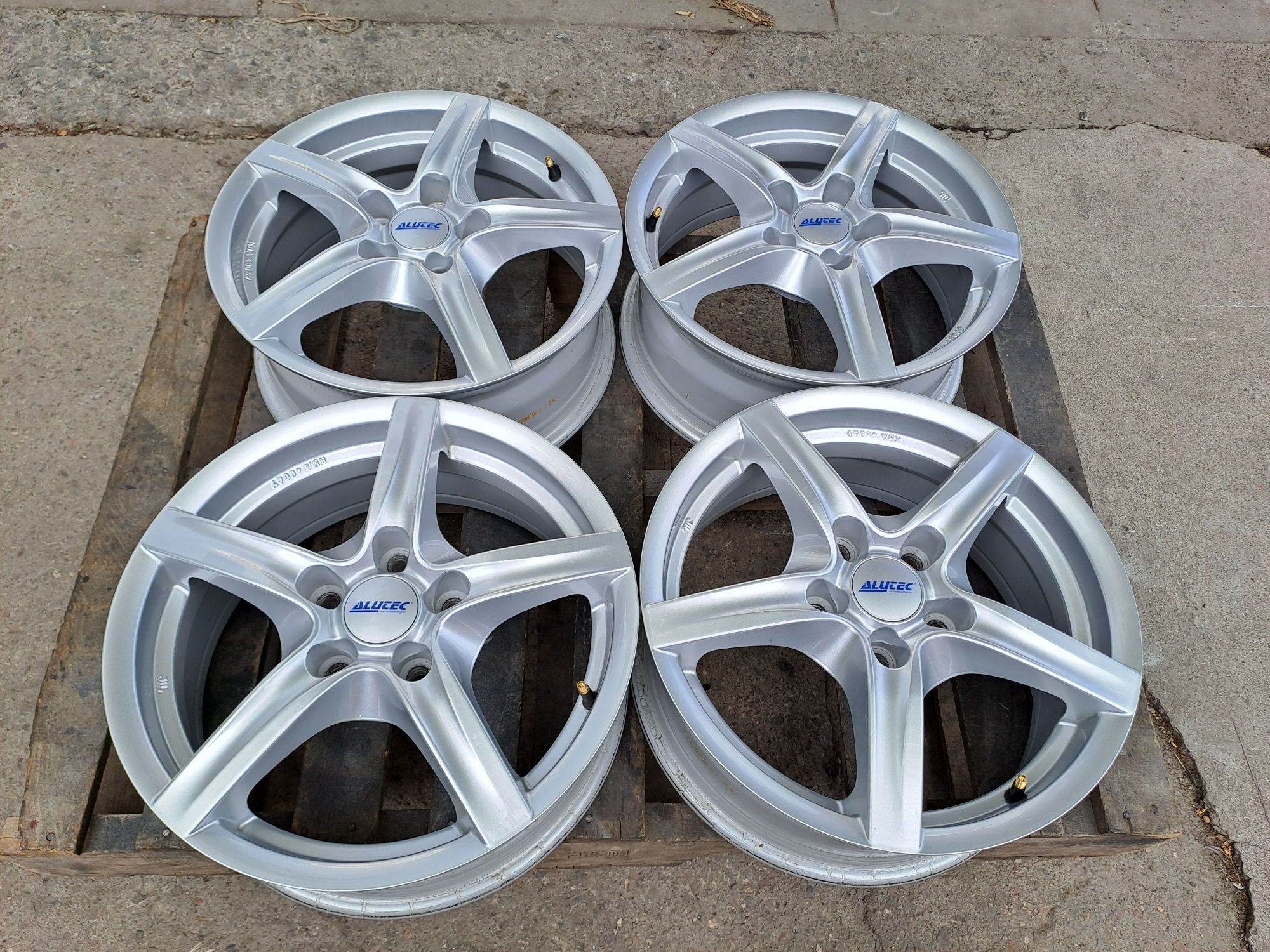 16" 5Х115мм, 5x115mm Alutec: Като Нови Алуминиеви джанти