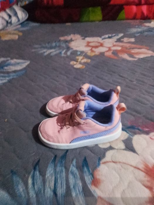 Adidasi puma de copi