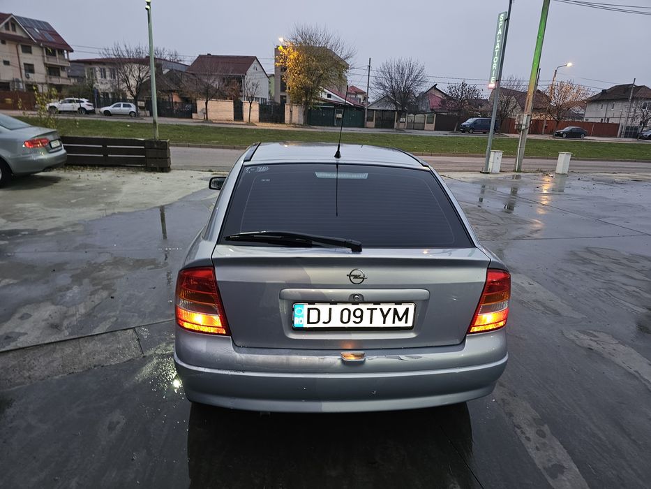 Opel astra motor 1400 fabricație 2002