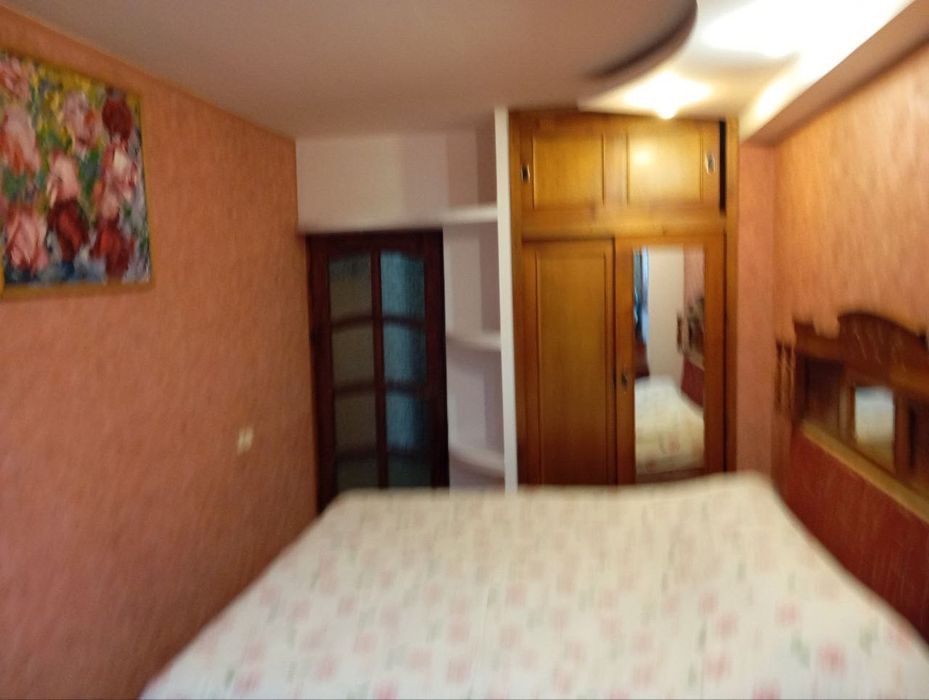 Срочно сдается квартира 2 х комнатная около МВД, интерпол