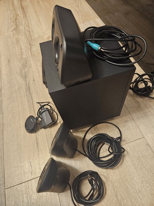 Vand boxe logitech z506