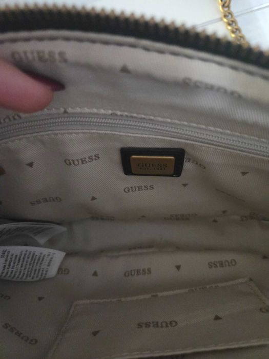 Дамска чанта Guess