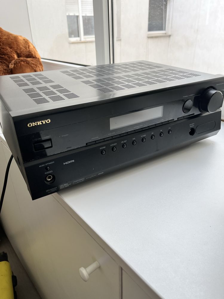 Amplificator Onkyo HT-R370 statie