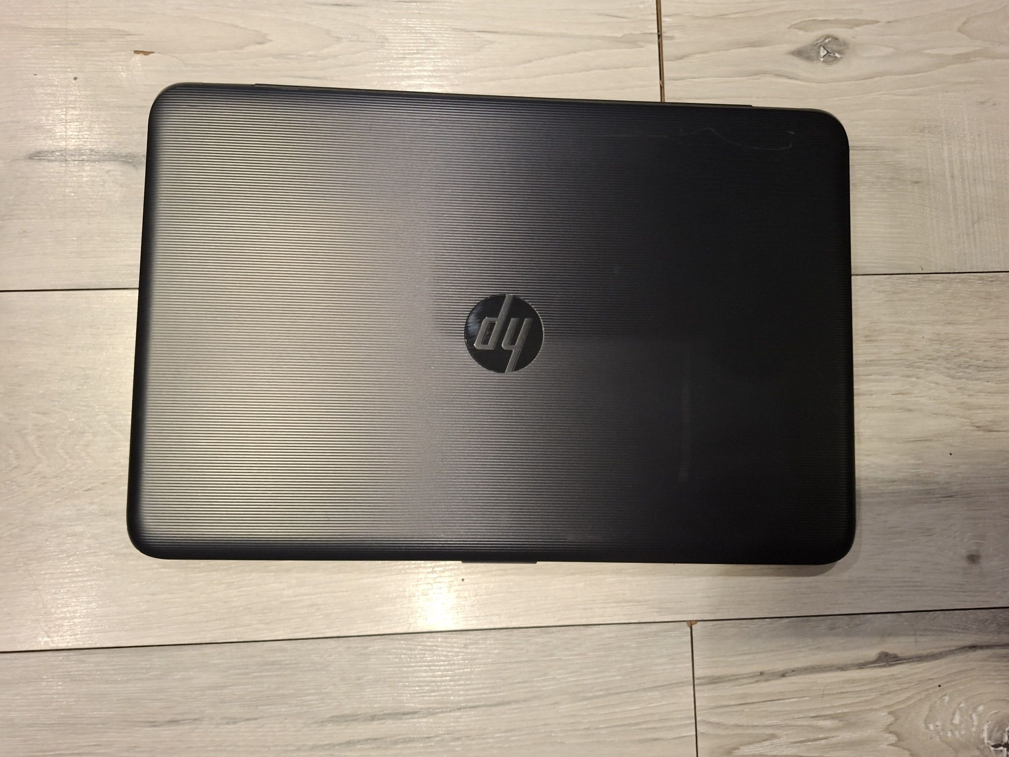Hp 15 ay-i5 7200u/8гб/250гб ссд/R5 M330
