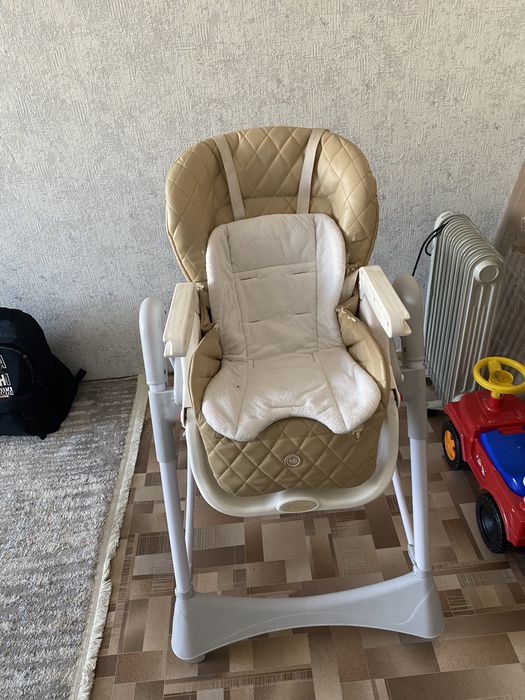 Продам детский стульчик классический