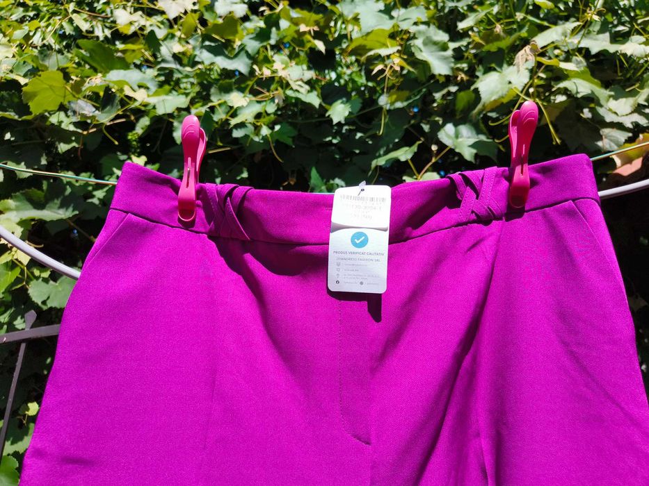 Pantaloni de damă, noi