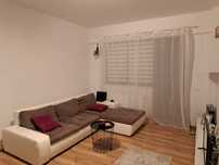 Inchiriez apartament zona Zamca