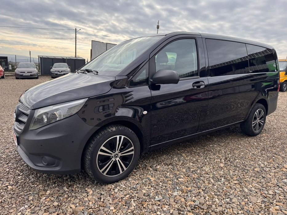 Mercedes-Benz Vito 8+1 Locuri Fab 2015 Motor 1,6 diesel  Km 258000