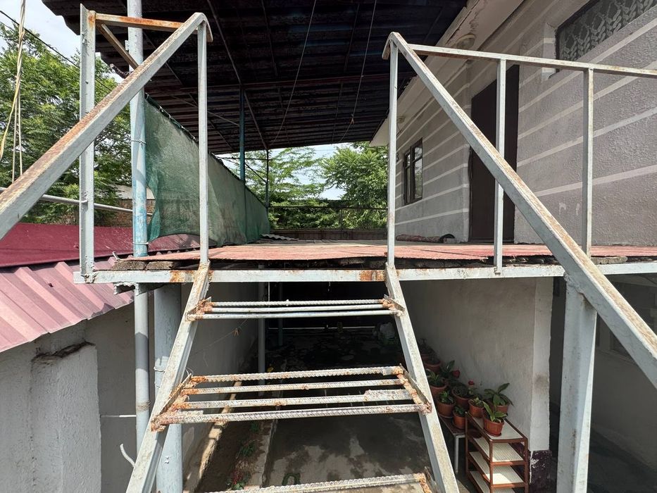 Продаю дом на мирзо-улугбекском районе