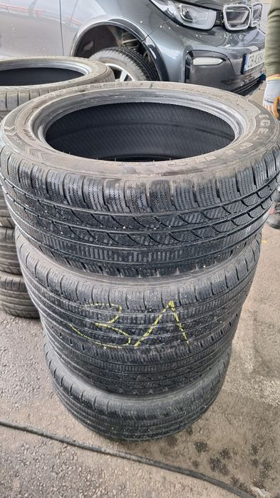 Зимни гуми Tracmax 235/50/18