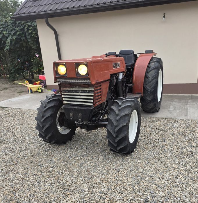Tractor Fiat 470 DTH , 450 540 640 445 pomi ,frutteto, pomicol, vitico