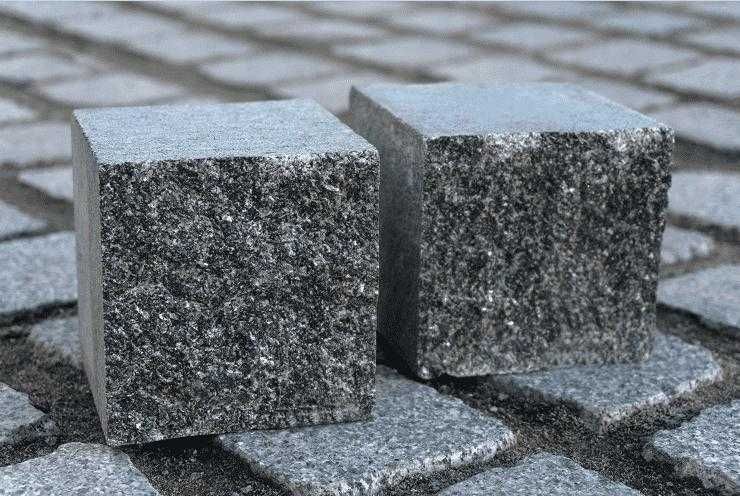 Piatra cubica din  GRANIT GRI 10x10x10 (5) PRET 980 ron/tona fara TVA