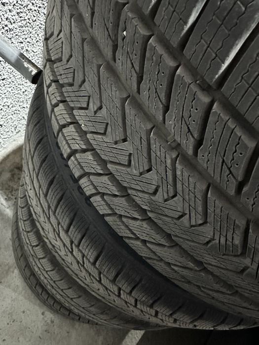 225/45R18 225/40/19 255/35/19