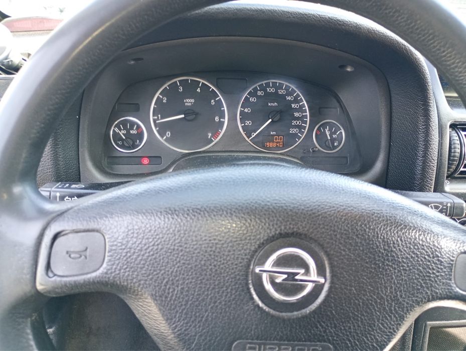 Vand opel astra cu gpl